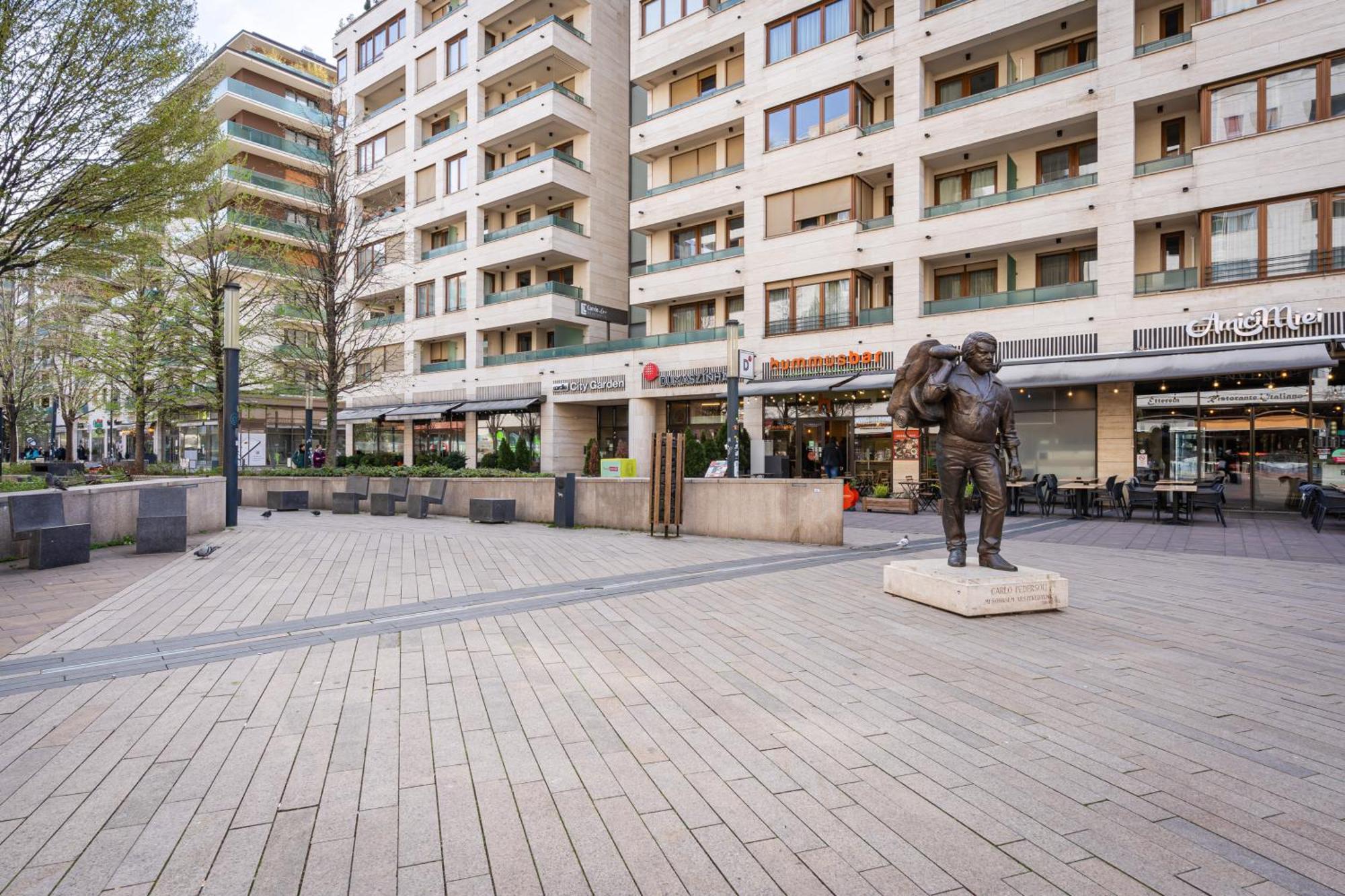 City Center Corvin Suite Apartment — Fotók 2